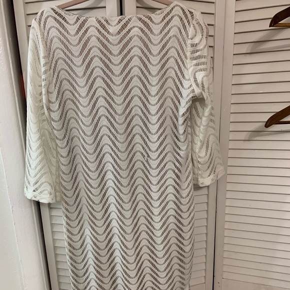 SOLD. Off white dress - Picture 2 of 4